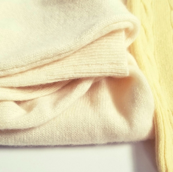 Lord & Taylor Cashmere Sweater - Picture 9 of 9